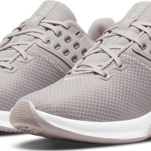 Nike Air Max Bella TR 4